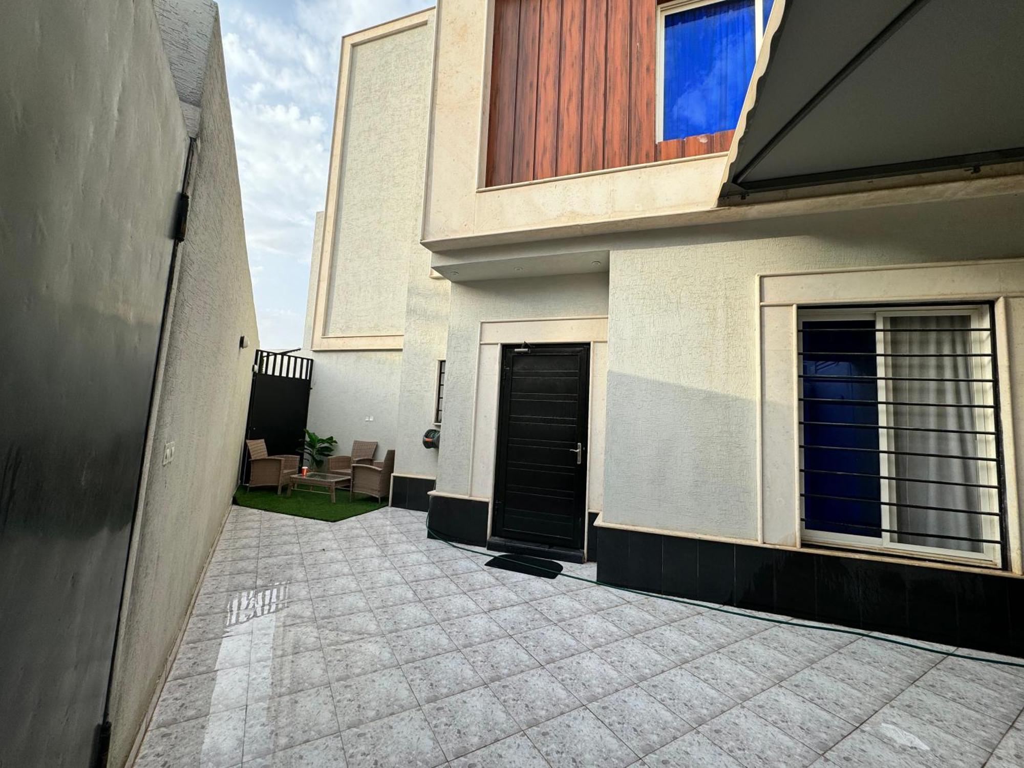 تاون هاوس بدر الفخامة * Riyadh